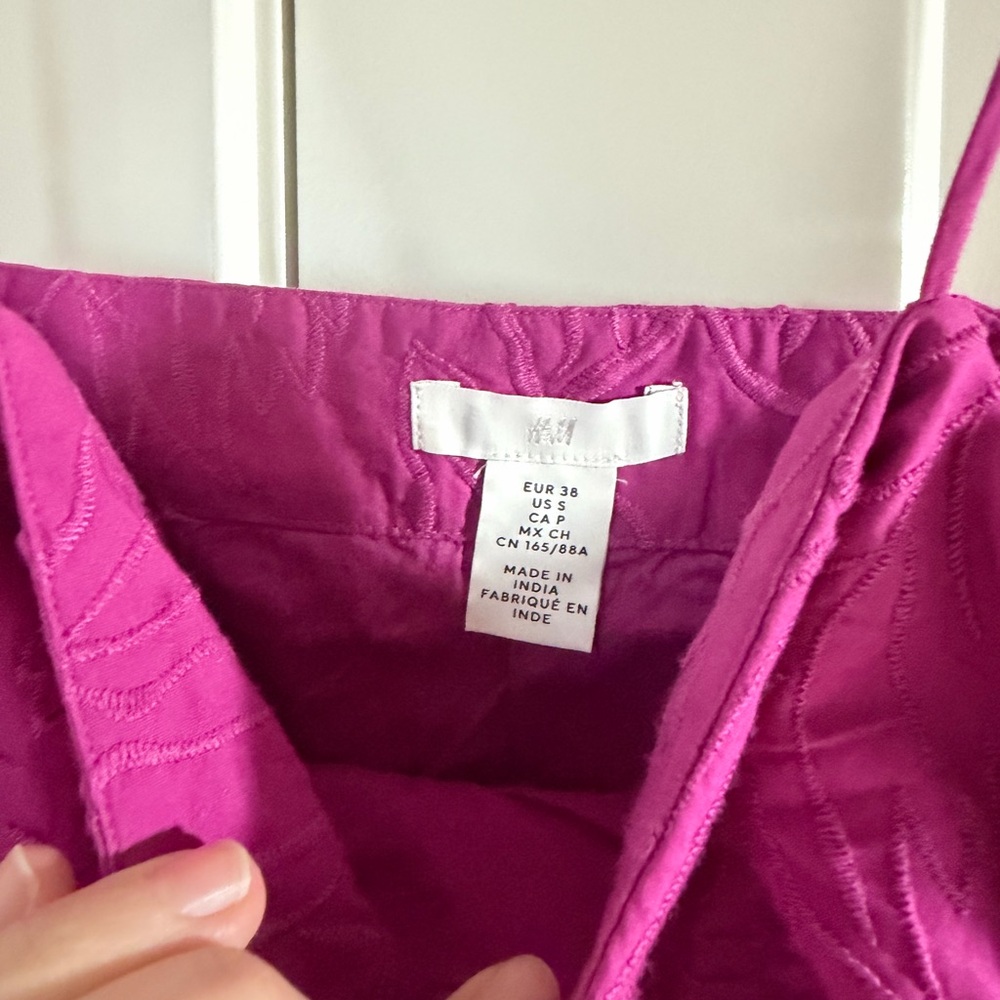 H&M Vibrant Pink Mini Dress - Picture 4 of 4